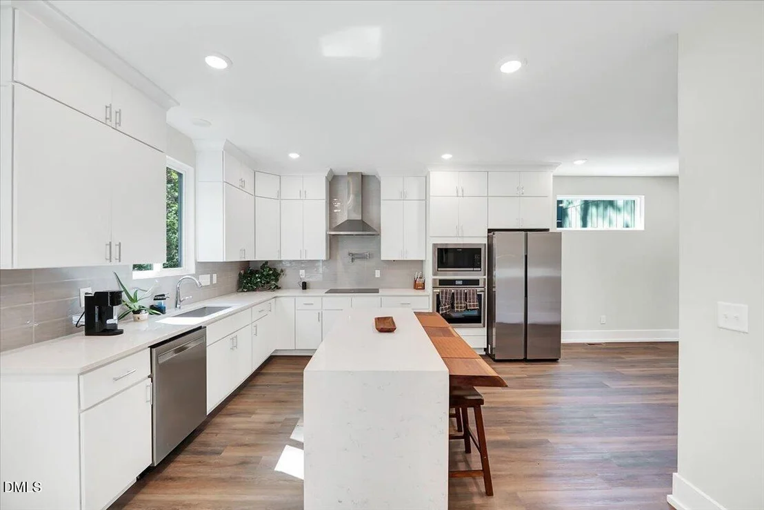 Photo of 2982 Carolyn Drive