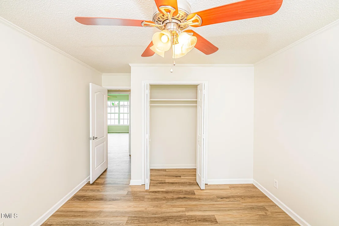 Photo of 2919 Glebe Road
