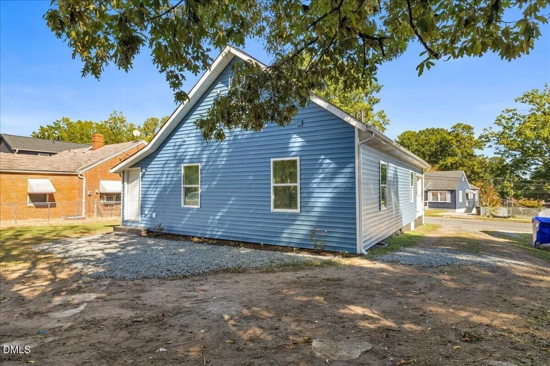 Photo of 911 Alma Street