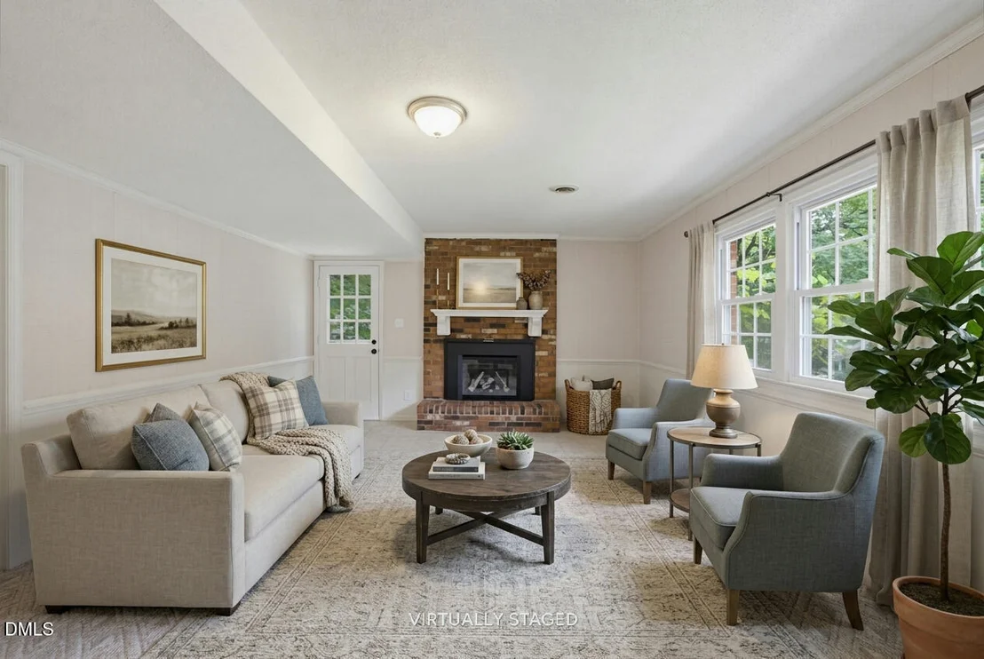 Photo of 1306 Claymore Drive