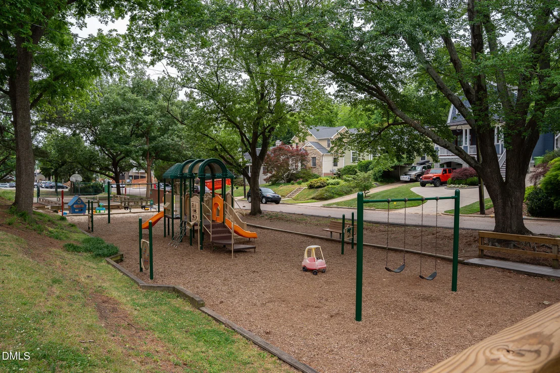 Photo of 1315 Fairview Road