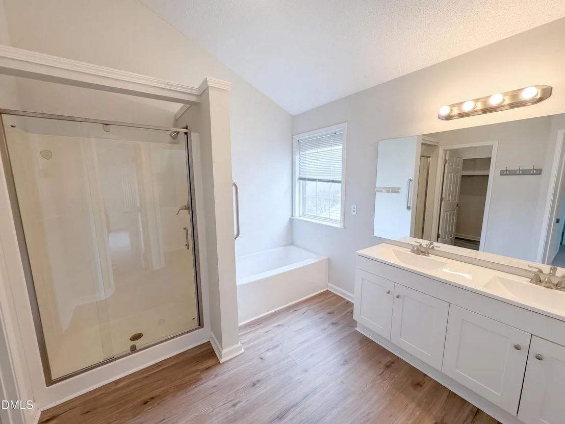 Photo of 4549 Drewbridge Way