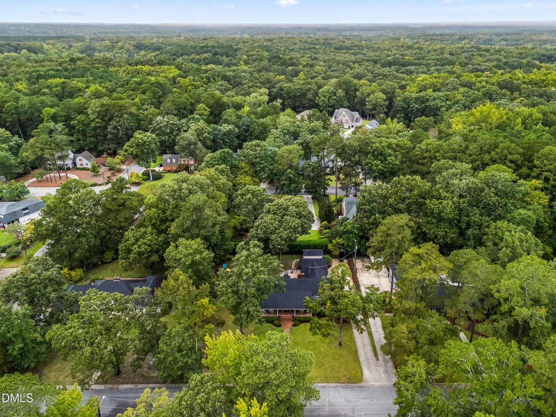 Photo of 1110 Chestnut Drive