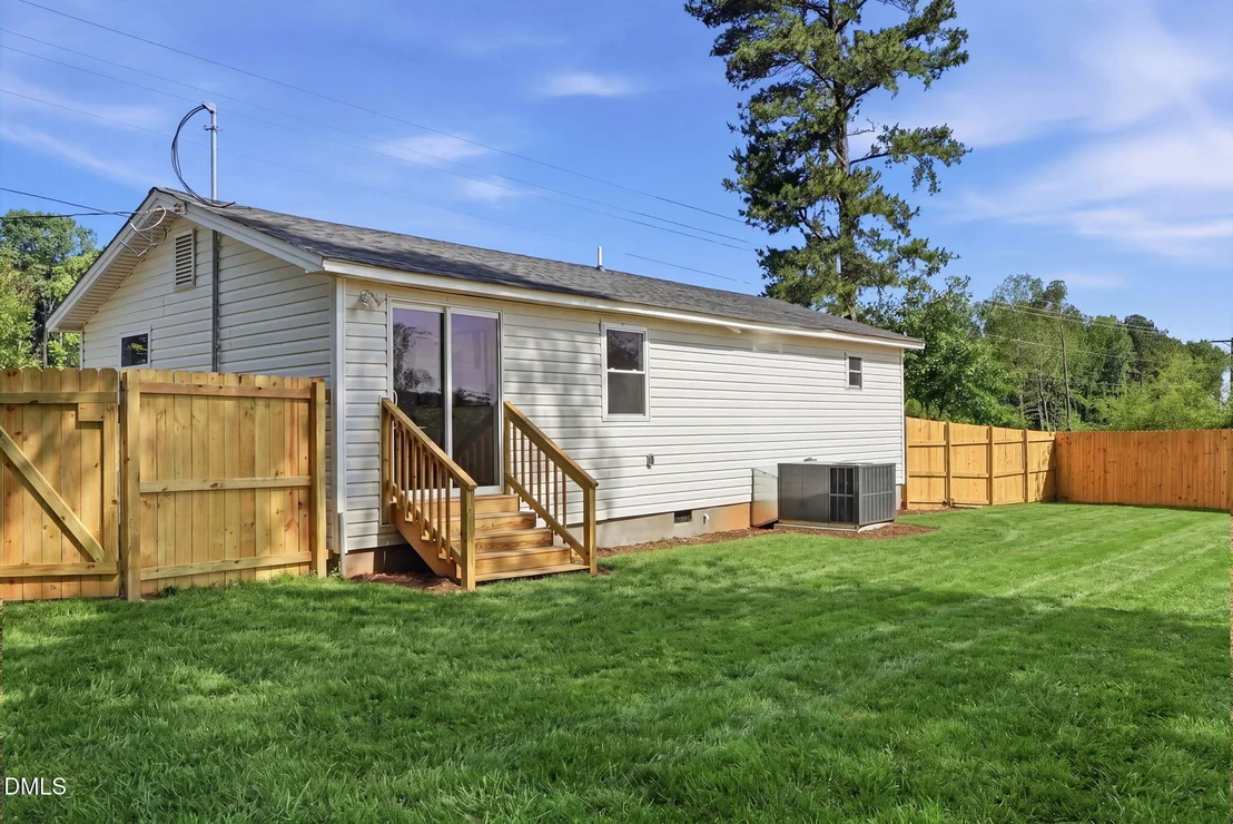 Photo of 1795 Hicks Road