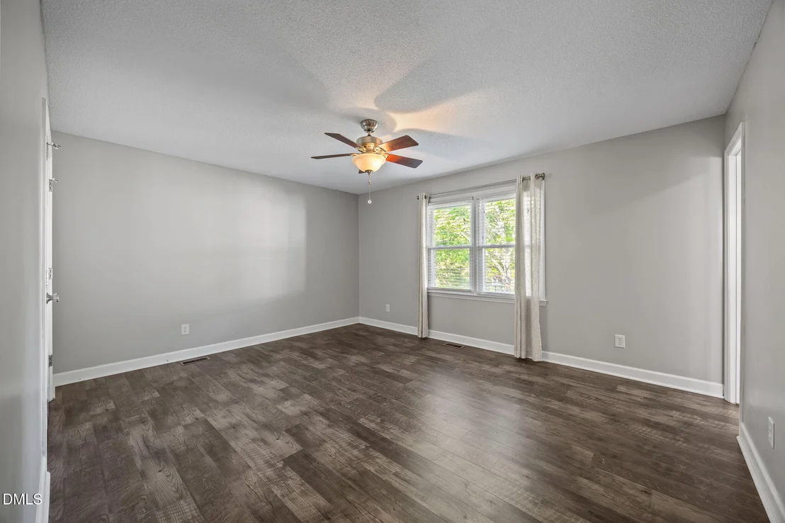 Photo of 101 Meadow Park