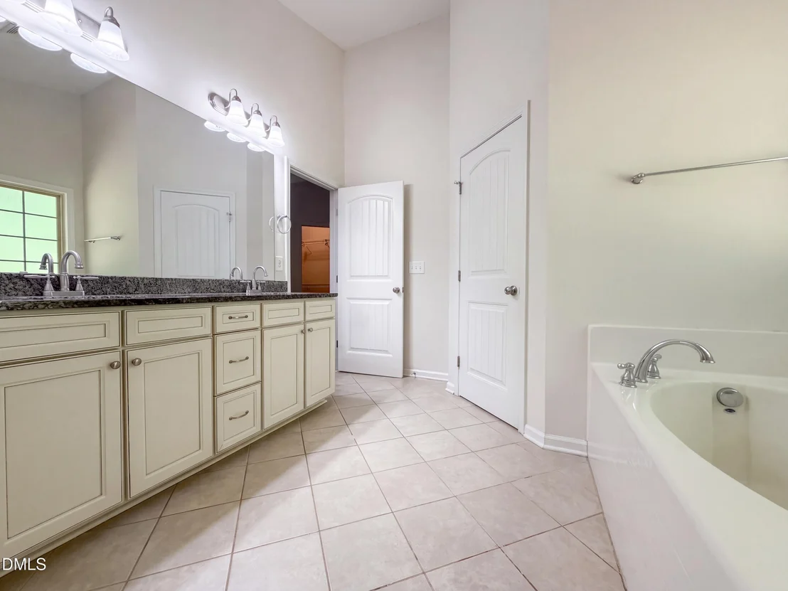 Photo of 6621 Blalock Forest Drive