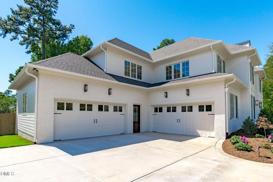 Photo of 6832 Greystone Drive