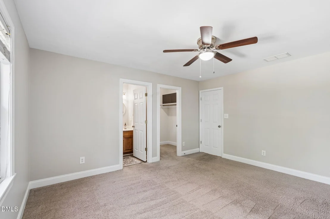 Photo of 2103 W Marilyn Circle