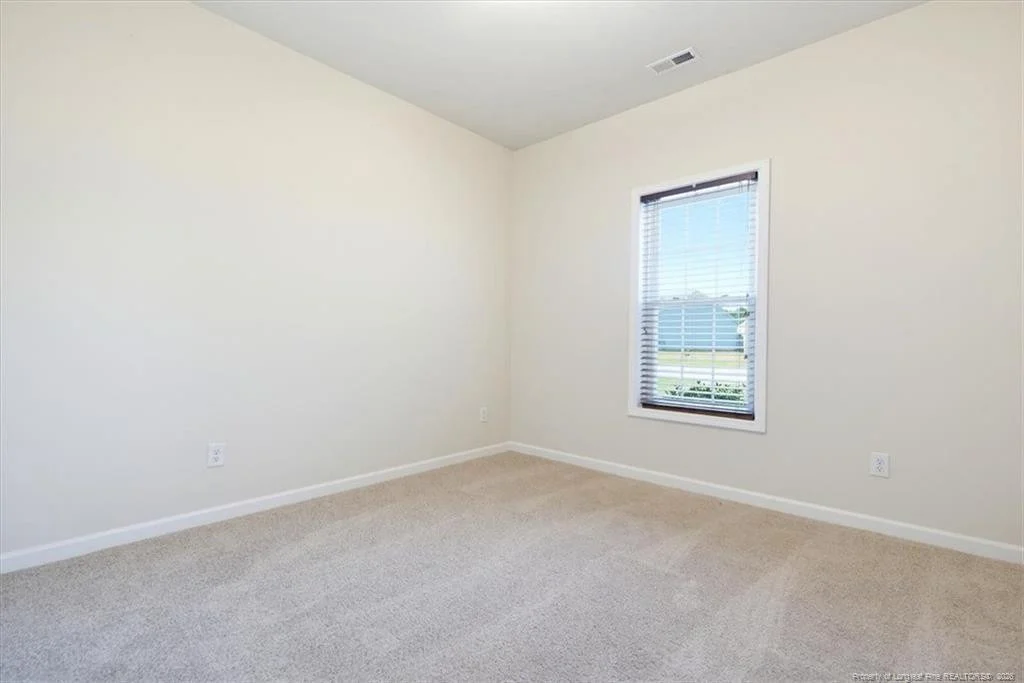 Photo of 664 Broad Drive