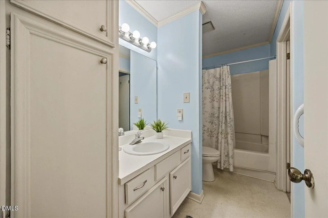 Photo of Unit 27 at 4100 Five Oaks Drive