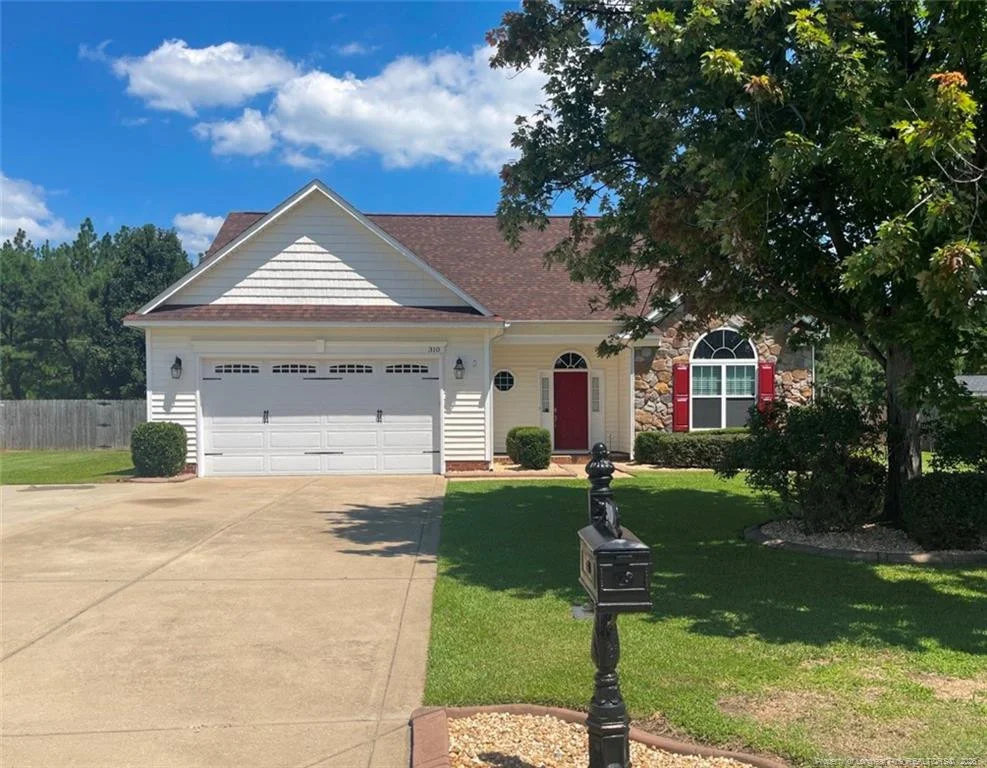 Photo of 310 Oakridge Drive