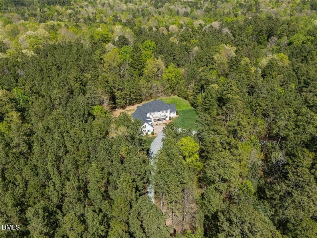 Photo of 419 Eagle Point Road