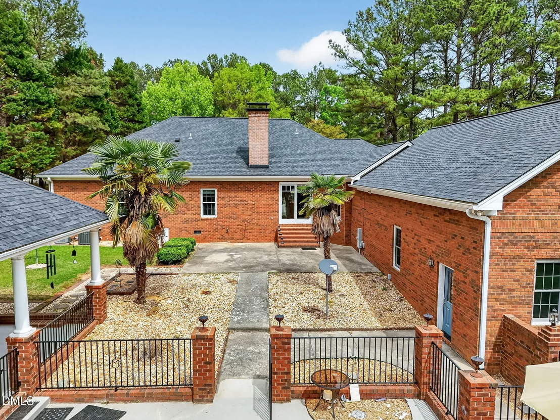 Photo of 3400 Queen Ann Drive