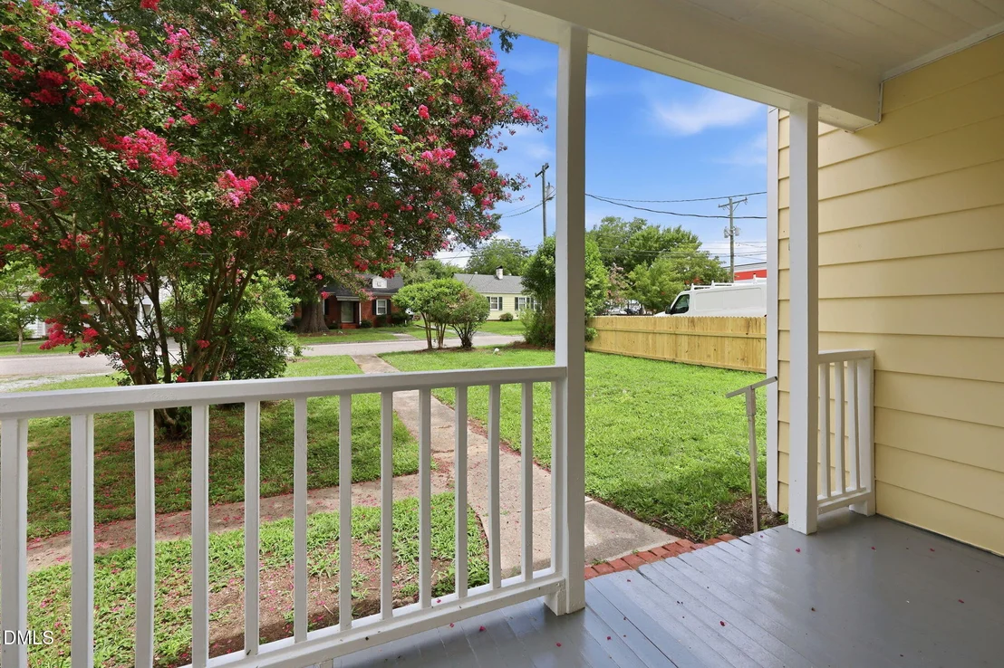 Photo of 116 Davidson Avenue