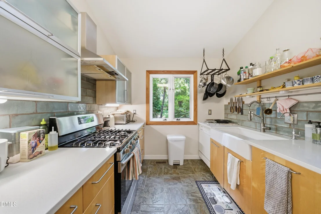 Photo of 16 Davie Circle