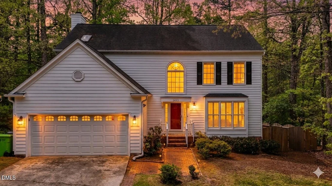 Photo of 1433 Bridgeport Drive