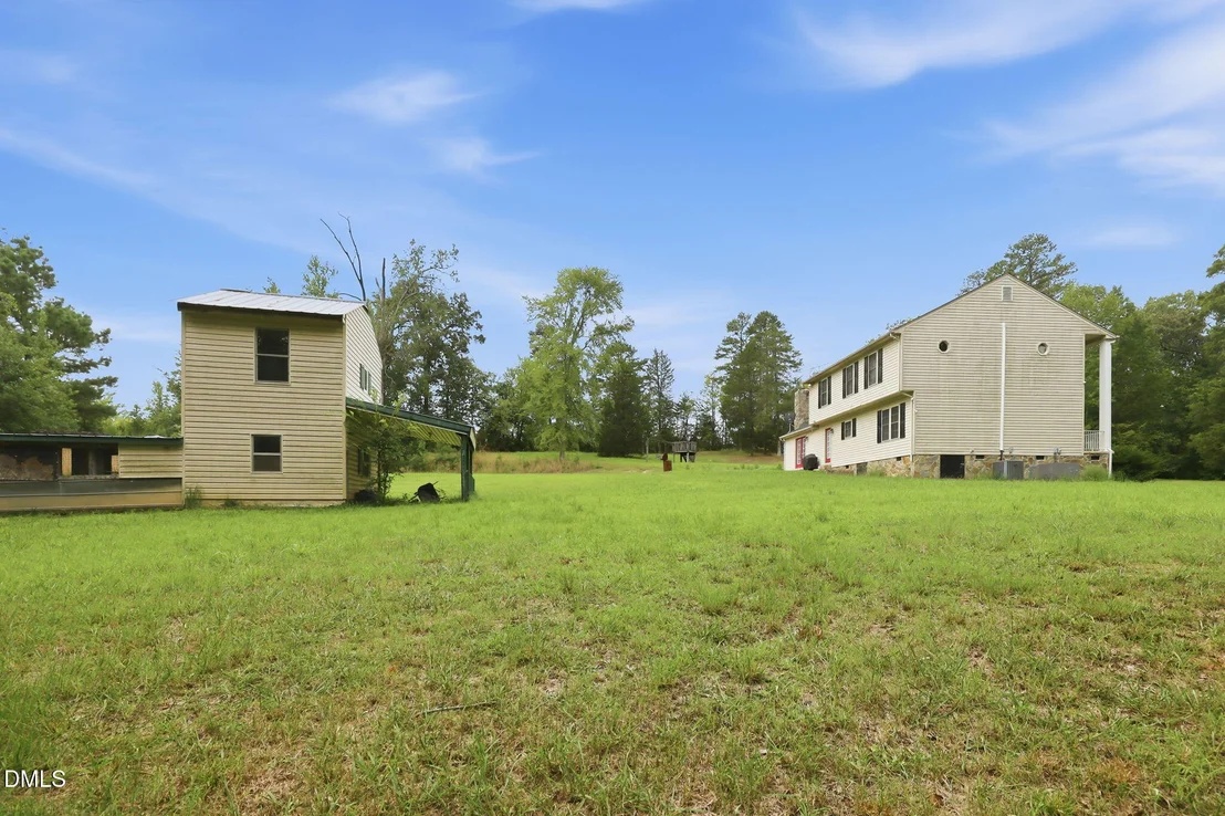 Photo of 409 Reaves Lane