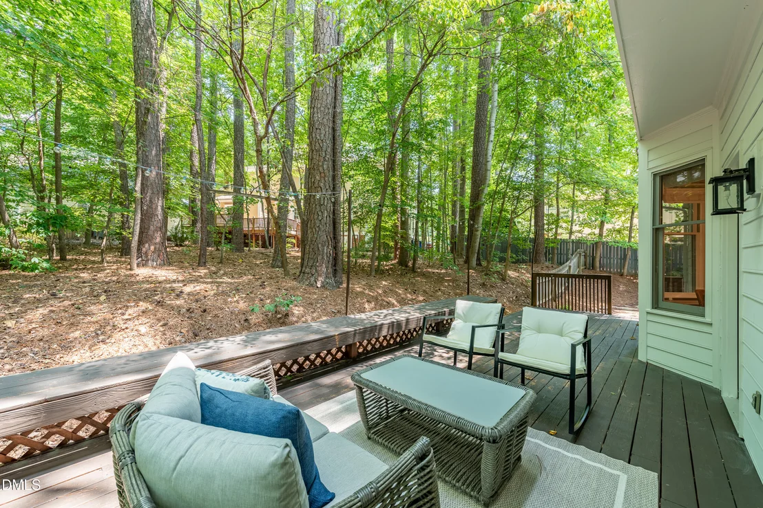 Photo of 2204 Meade Lane