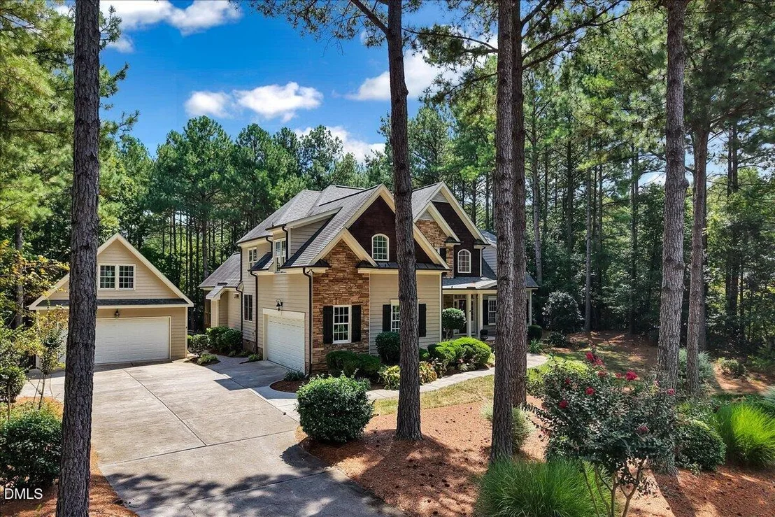Photo of 140 Rivers Edge Drive