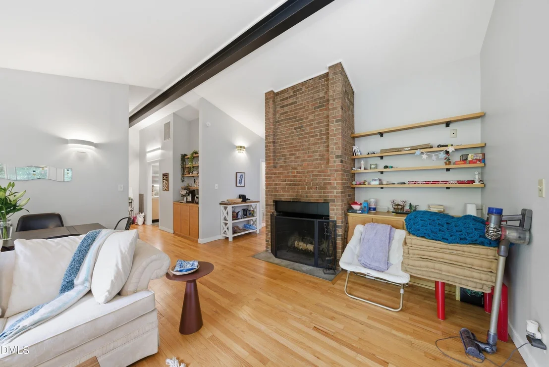 Photo of 16 Davie Circle