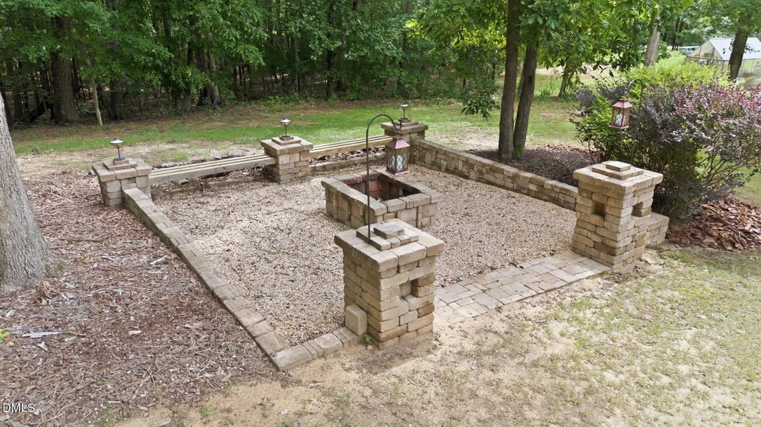 Photo of 331 Forest Oaks Drive