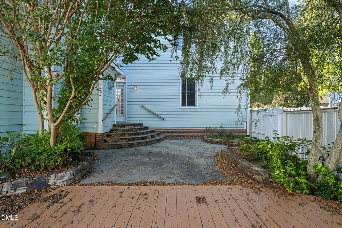 Photo of 408 Parkview Crescent