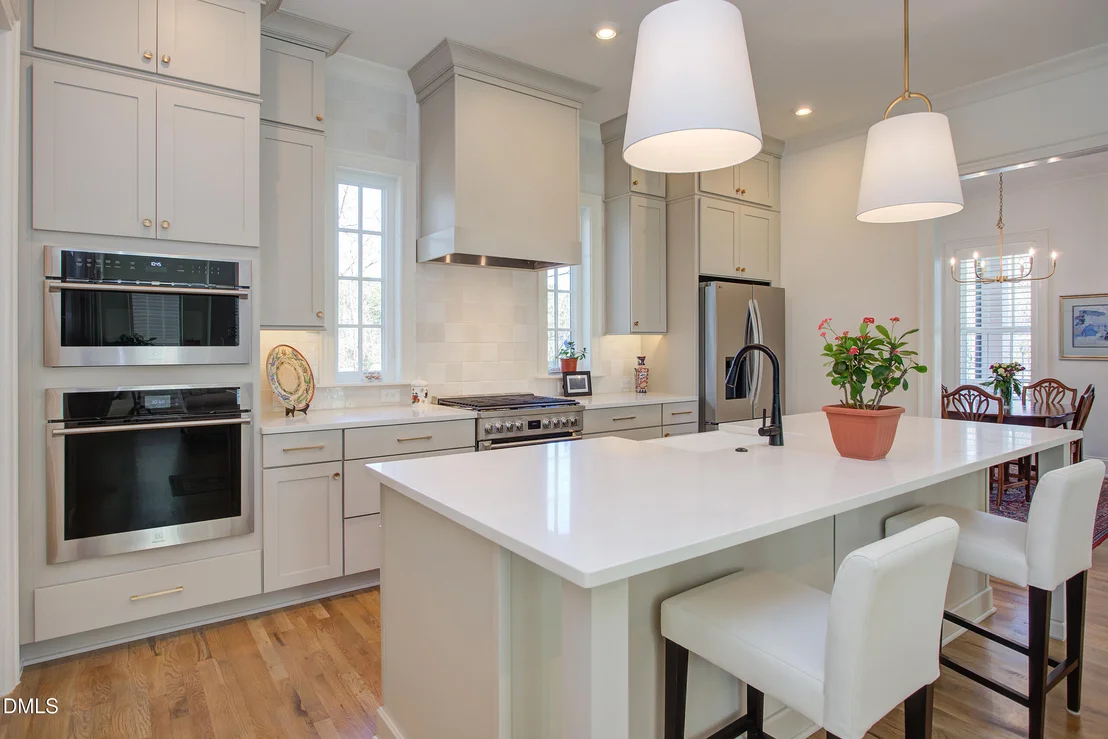 Photo of 1028 Whitehall Circle
