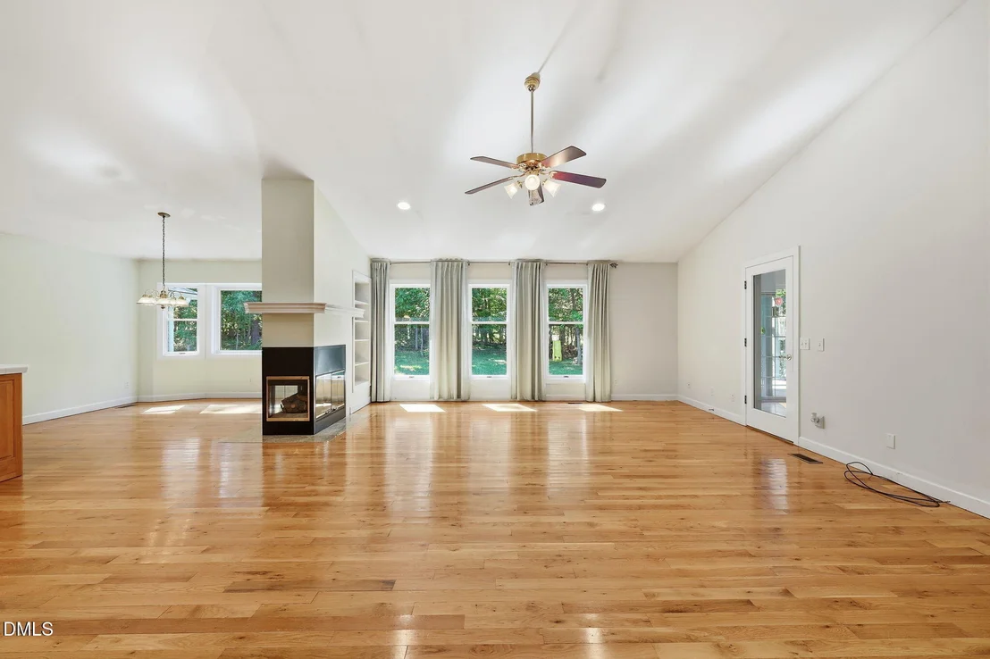 Photo of 3744 Redbud Road