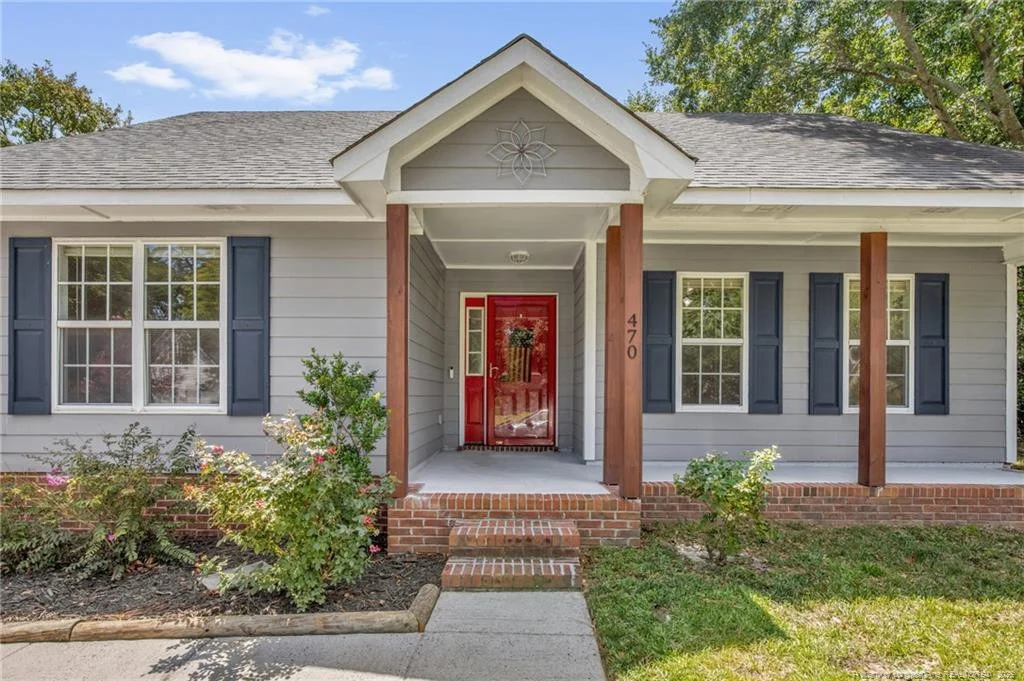 Photo of 470 Northwoods Drive