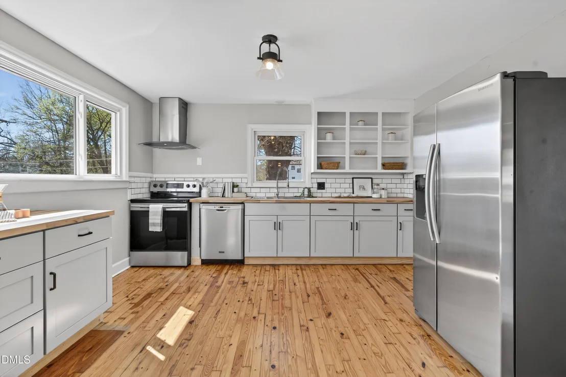 Photo of 1601 Lathrop Street