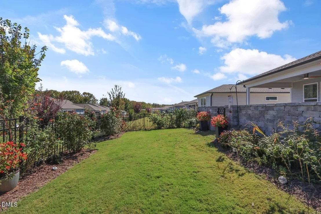 Photo of 344 Steeplechase Boulevard