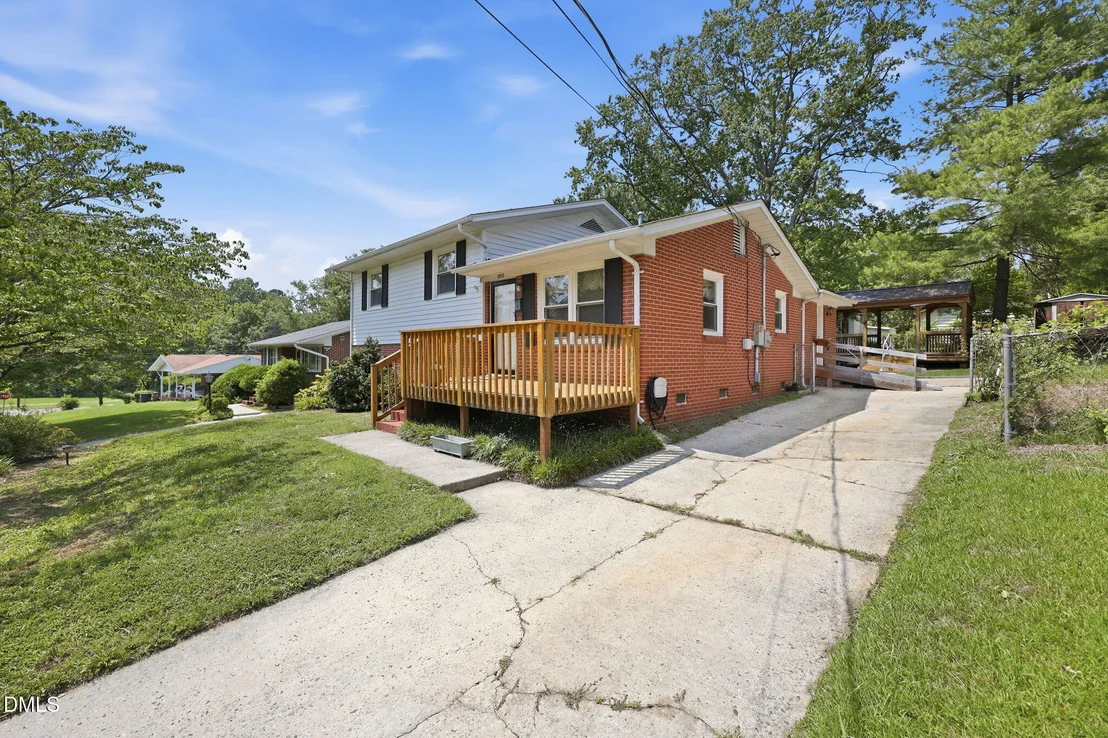 Photo of 2222 Lynette Drive