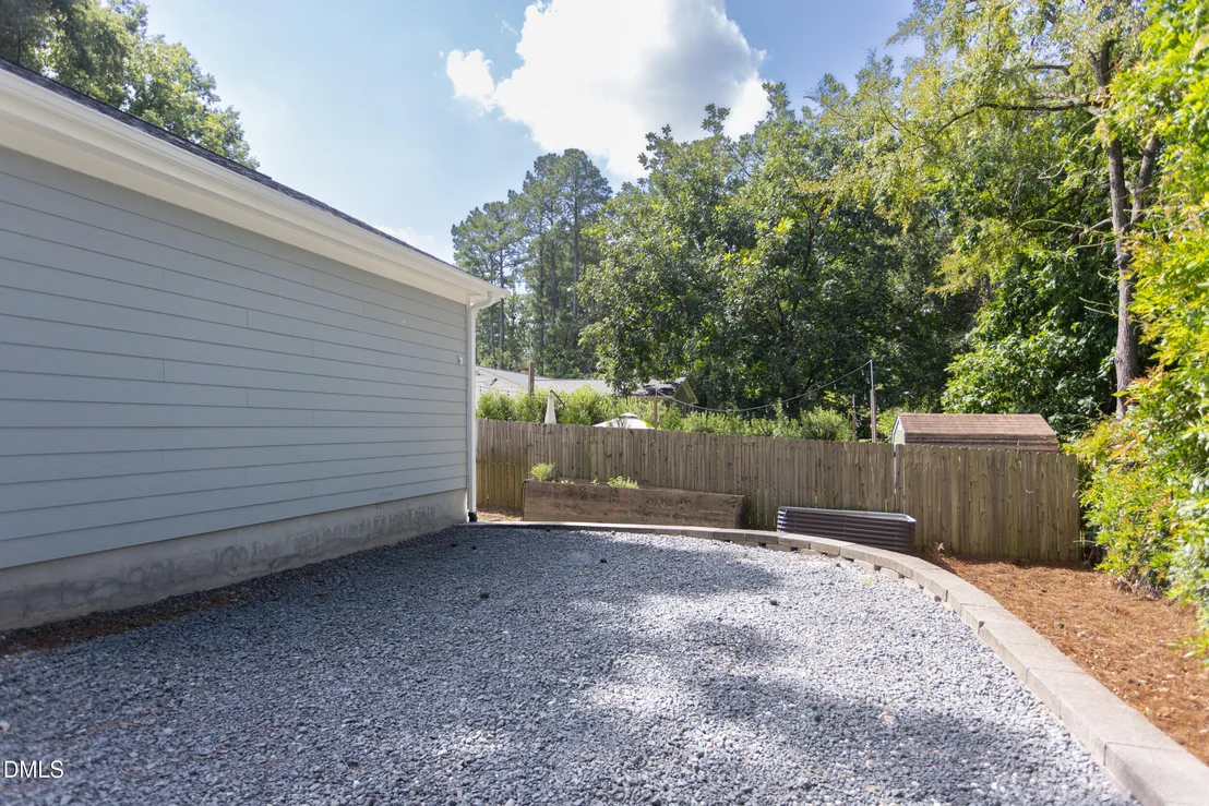 Photo of 3132-a Dixon Road