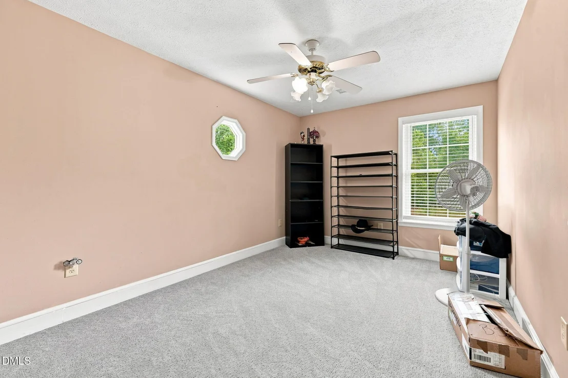 Photo of 409 Reaves Lane
