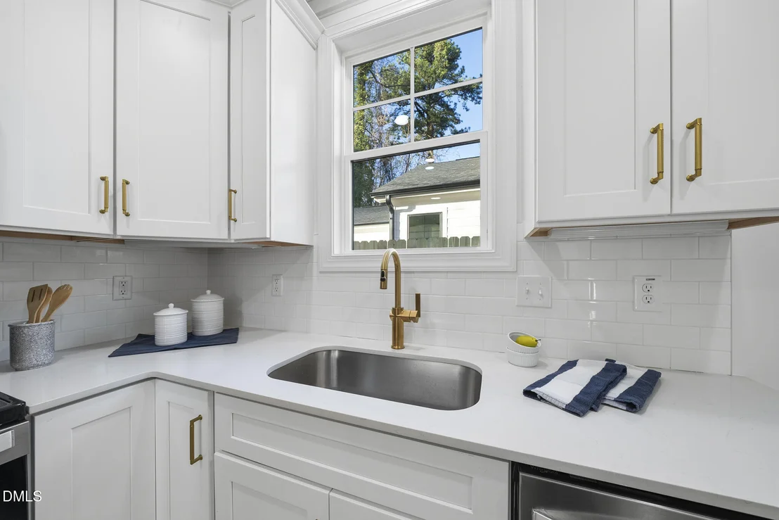 Photo of 5023 Pine Trail Drive