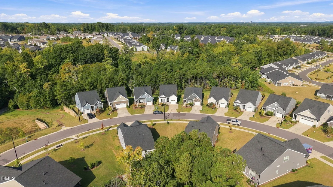 Photo of 1241 White Flint Circle