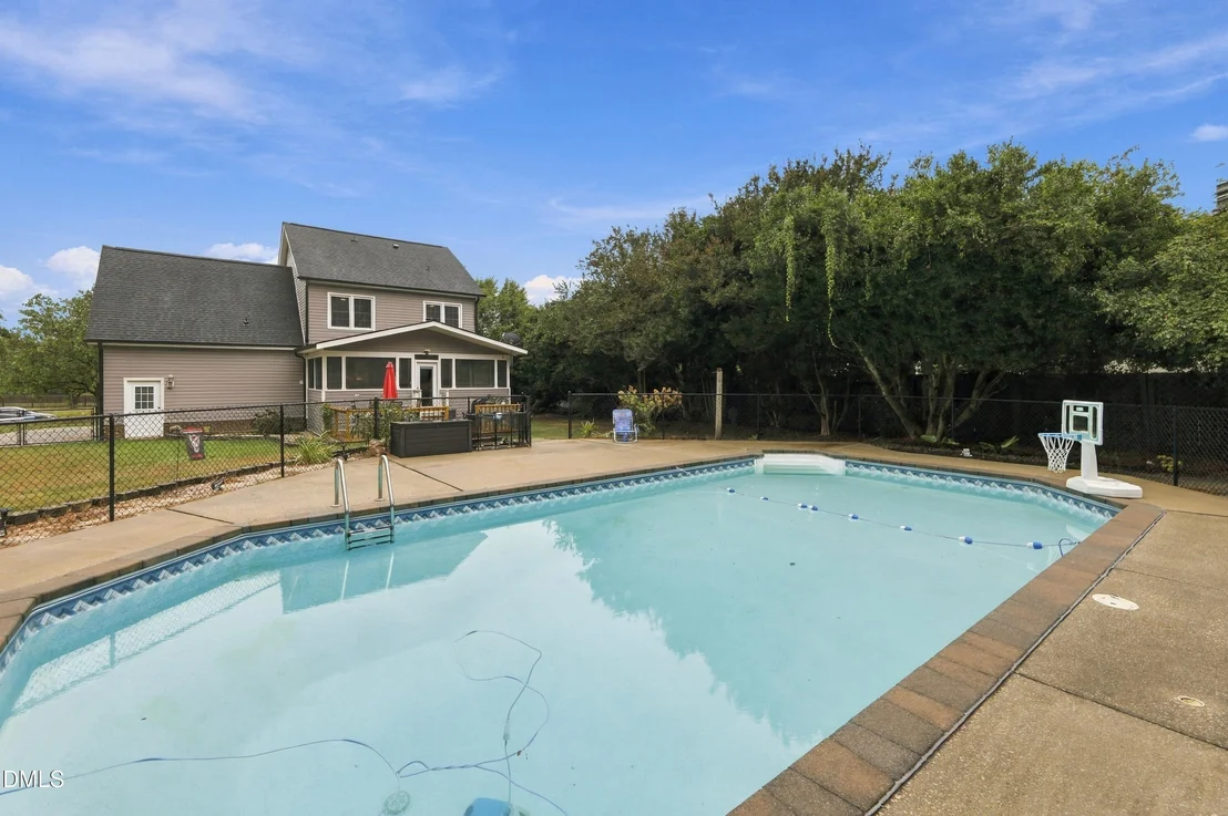 Photo of 7341 Westworth Drive