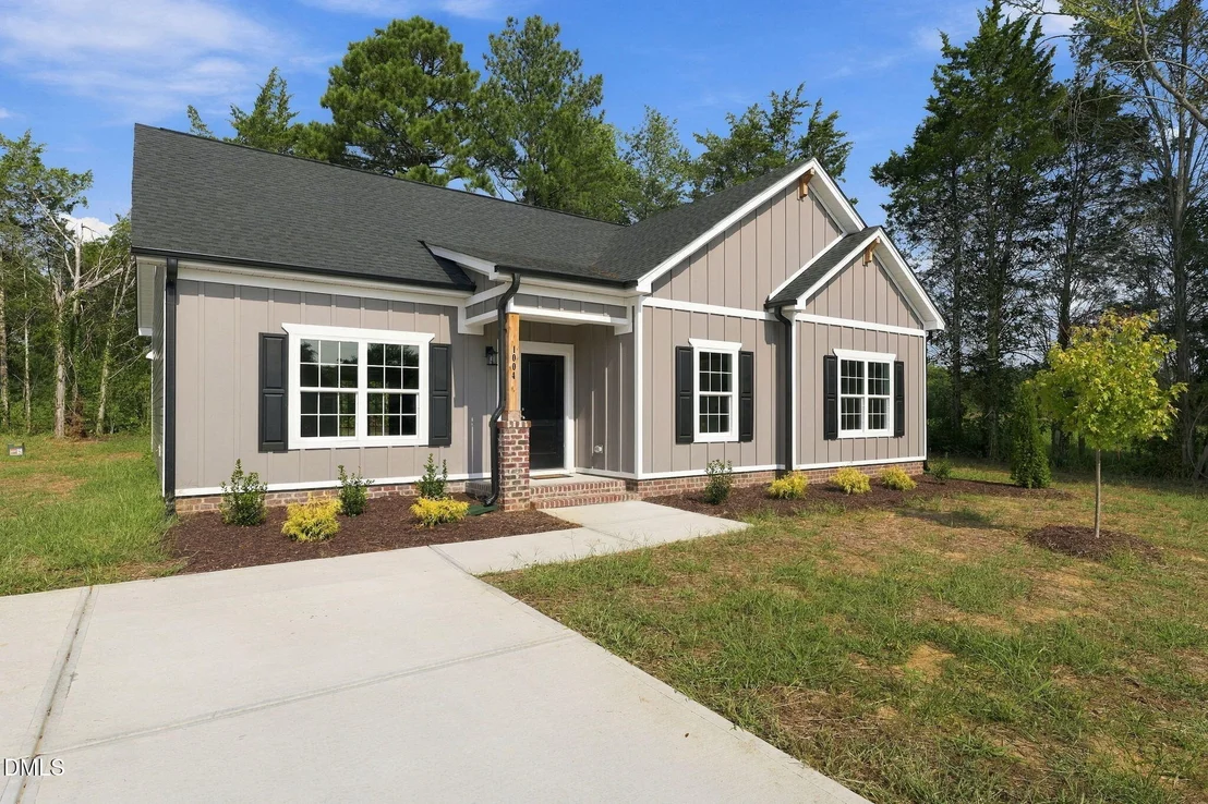 Photo of 1004 Ivey Road