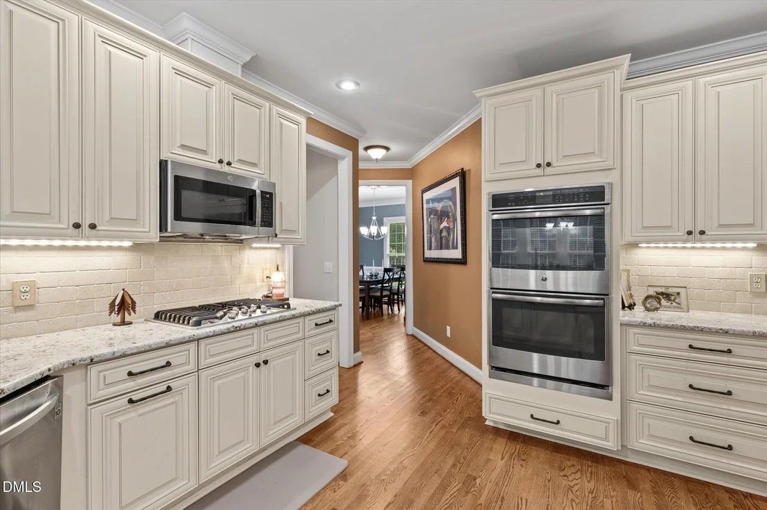 Photo of 2921 Oak Bridge Drive