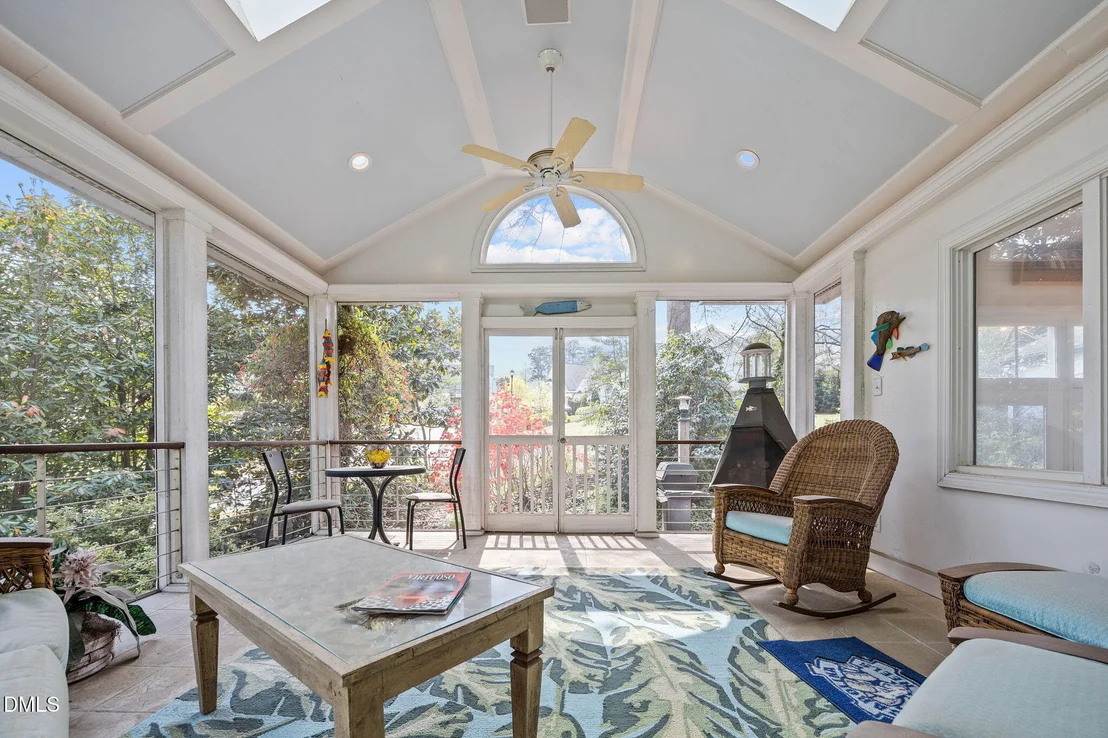 Photo of 2425 Argyle Drive