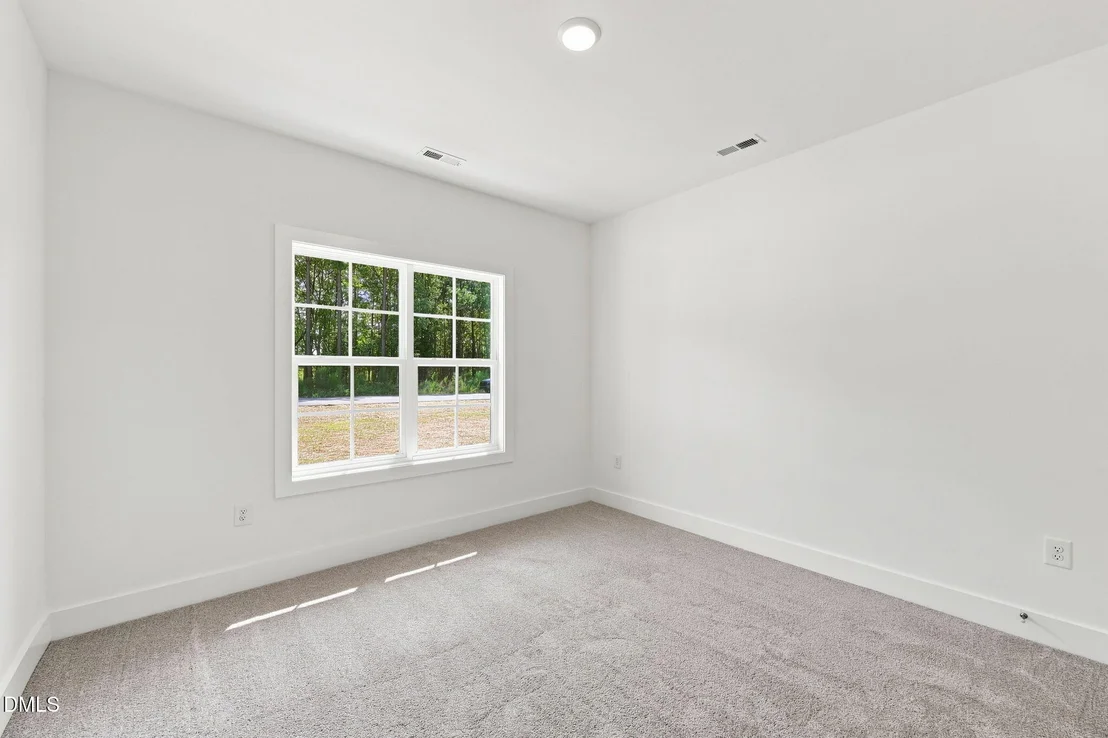 Photo of 30 Loganberry Avenue