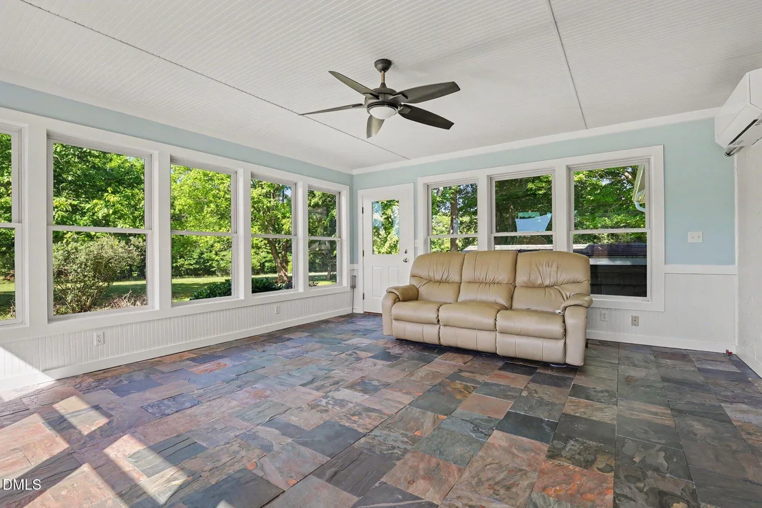 Photo of 575 Duncan Road