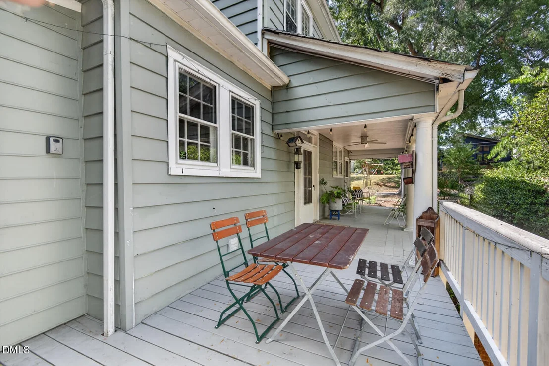 Photo of 321 W Trinity Avenue