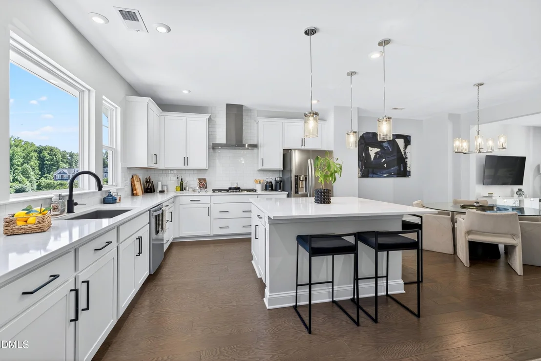 Photo of 1063 Danvers Loop