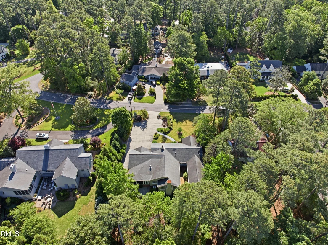 Photo of 3812 Somerset Drive