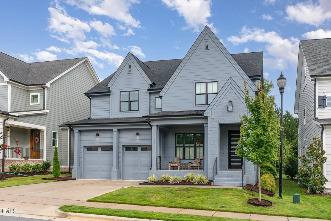 Photo of 183 Post Oak Road