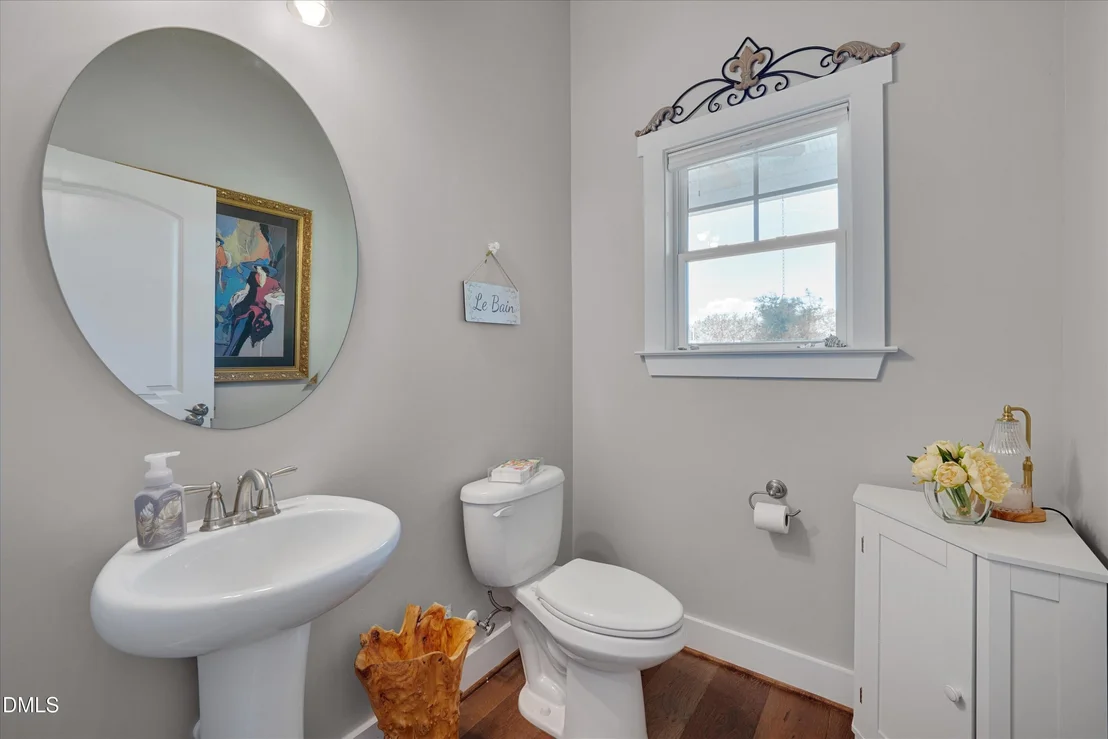 Photo of 4945 Thomas Road