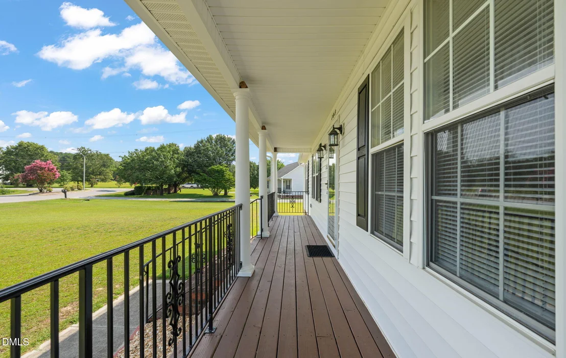 Photo of 105 Marianna Place