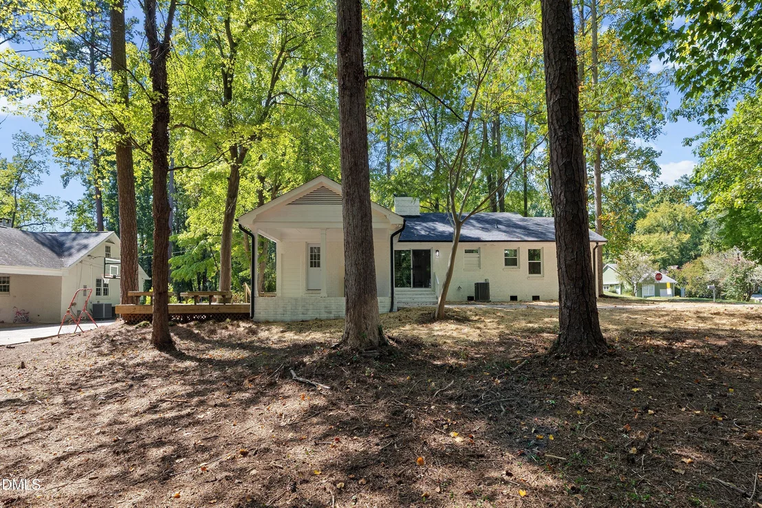 Photo of 112 Dickens Drive