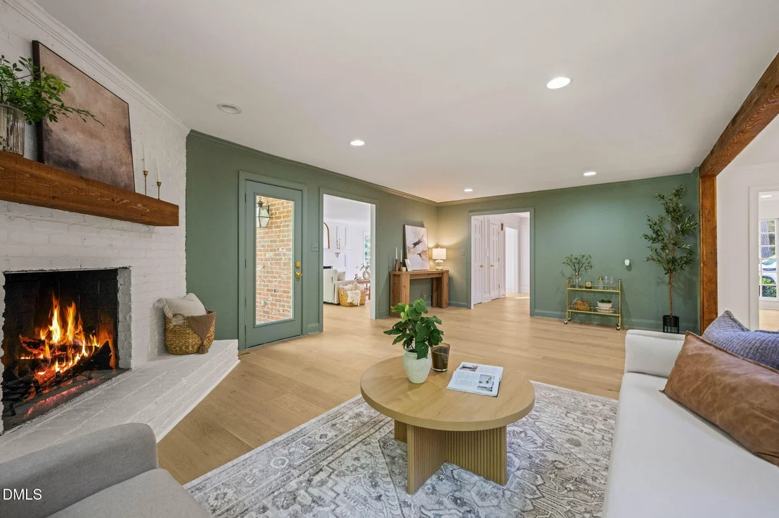 Photo of 2404 Beechview Court
